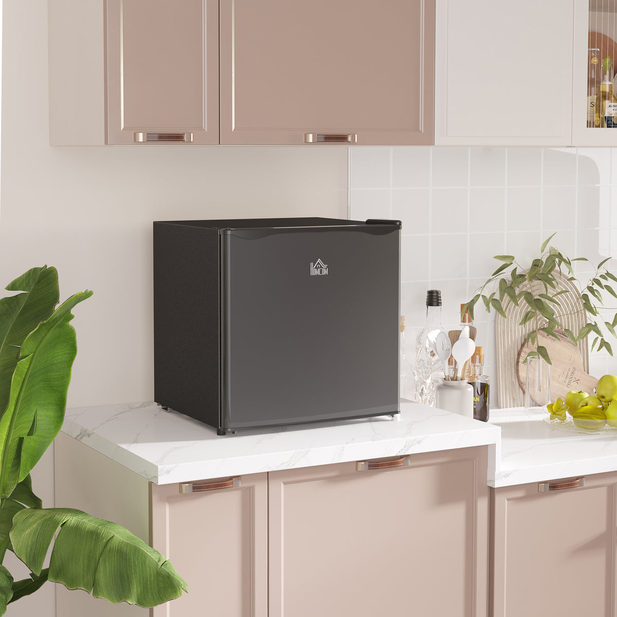 46 Litre Table Top Mini Fridge, Small Fridge with Ice Box, Reversible Door, Adjustable Temperature and Legs for Bedrooms, Home Office