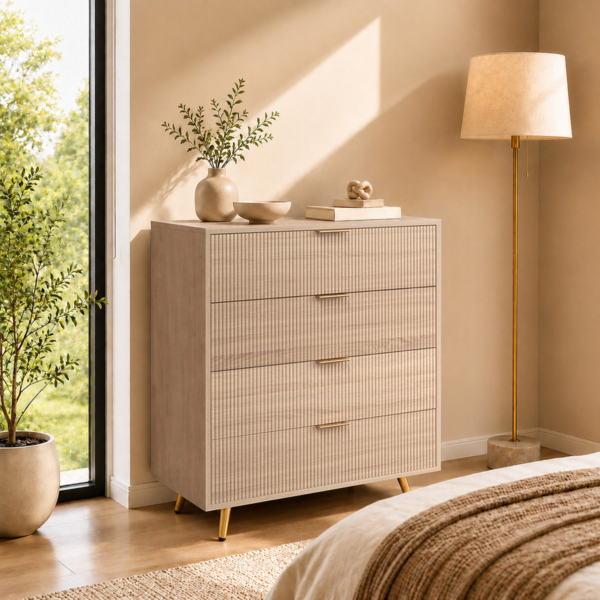 Bedroom Chest of Drawers with 4 Drawers, Fluted Dresser with Gold Tone Handles, Storage Cabinet, Natural