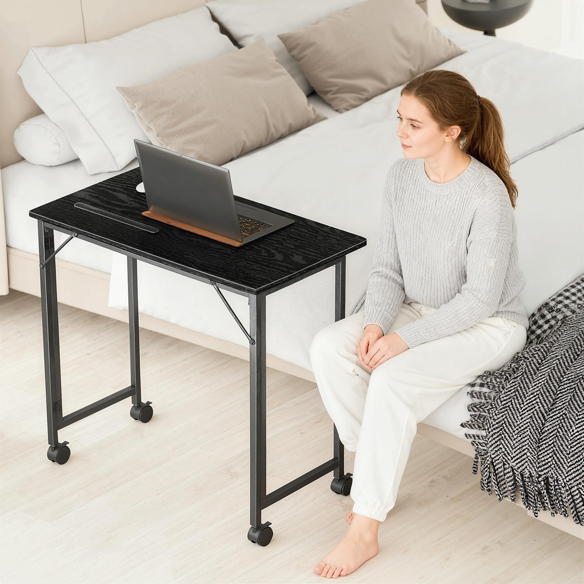 Folding Small Desk on Wheels